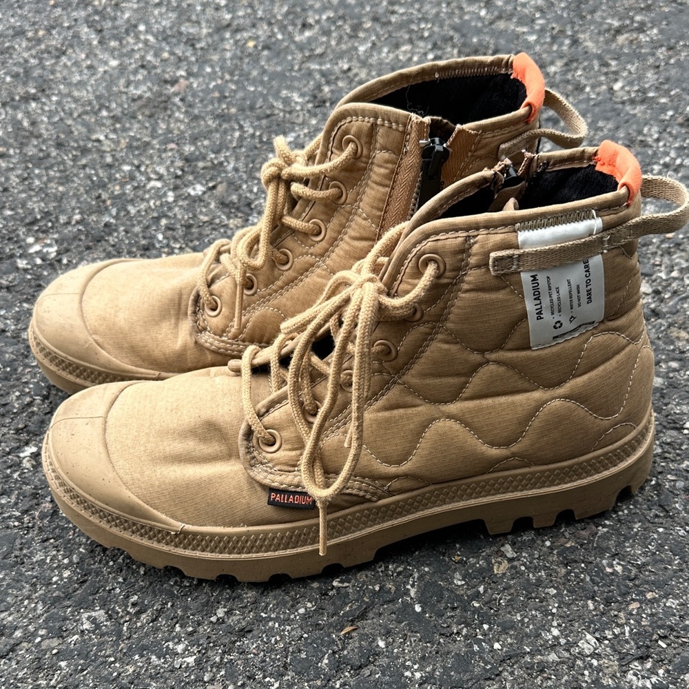 Palladium Vegan re-quilted Lace-Up Boots